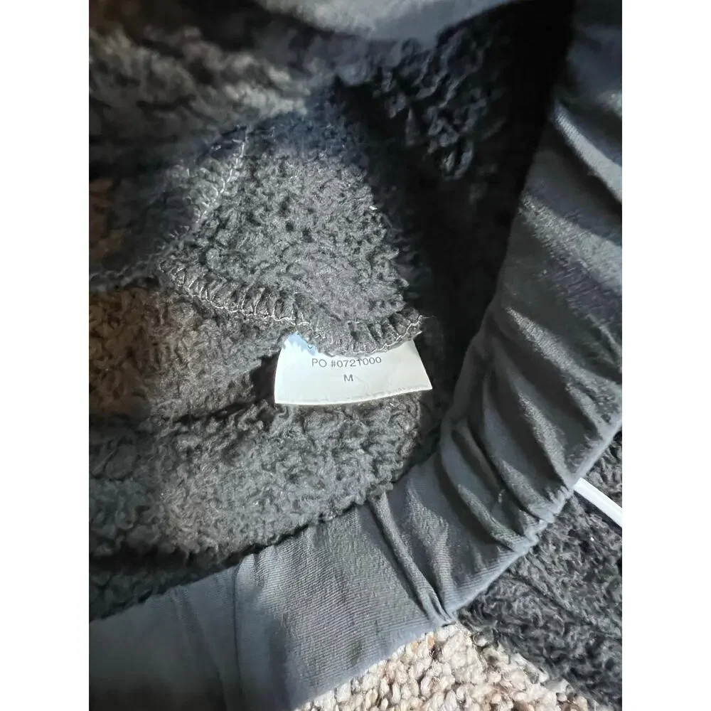 Vuori Women's Cozy Sherpa Jacket 168$